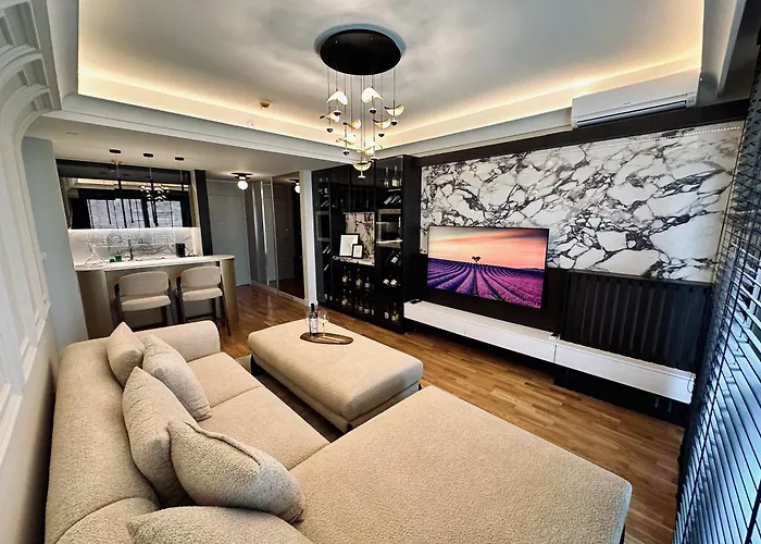 Apartment Designer In The Heart Of *